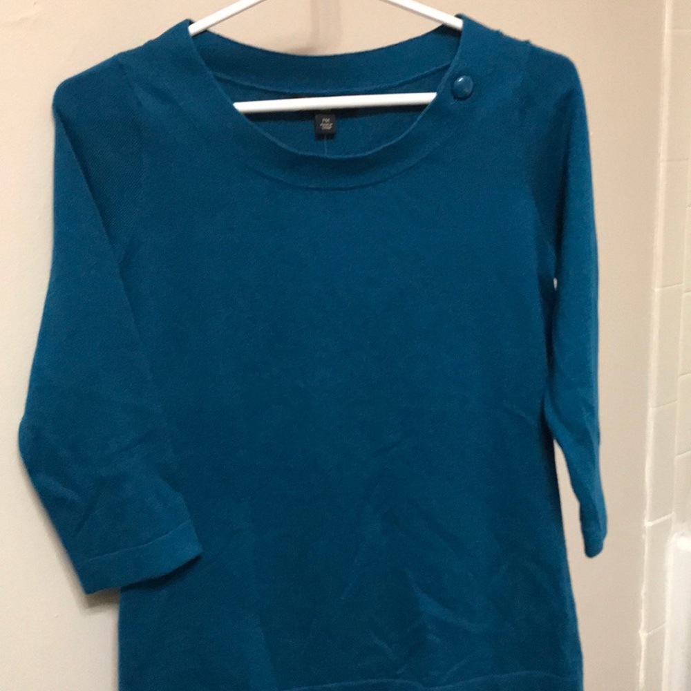 Banana Republic petite sweater NWT button detail